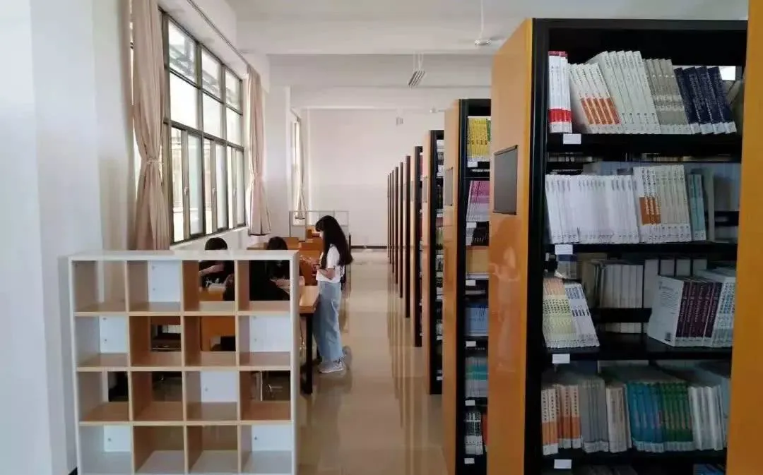 010601ns2znvaaz8nim9ua.jpg