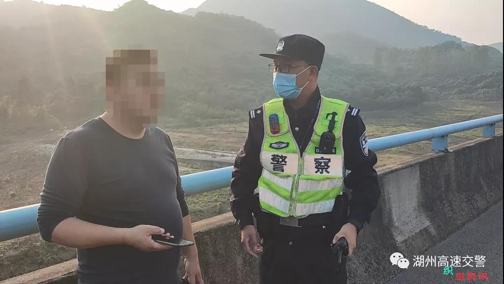 0.jpg